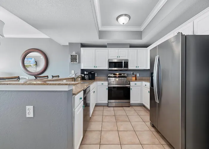 Crystal Shores West Unit 1003 *