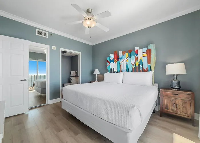 Crystal Shores West Unit 1003 *